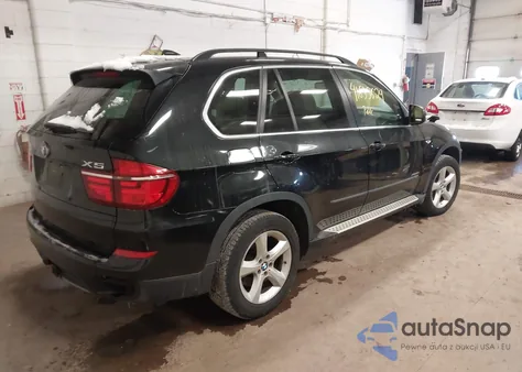 2011 BMW X5 xDrive50I z USA, uszkodzony, nr VIN 5UXZV8C54BL418916